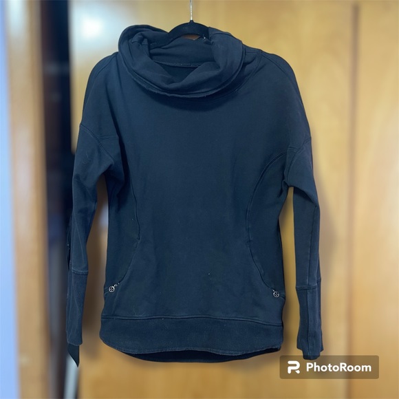 lululemon athletica Tops - Lululemon sweatshirt